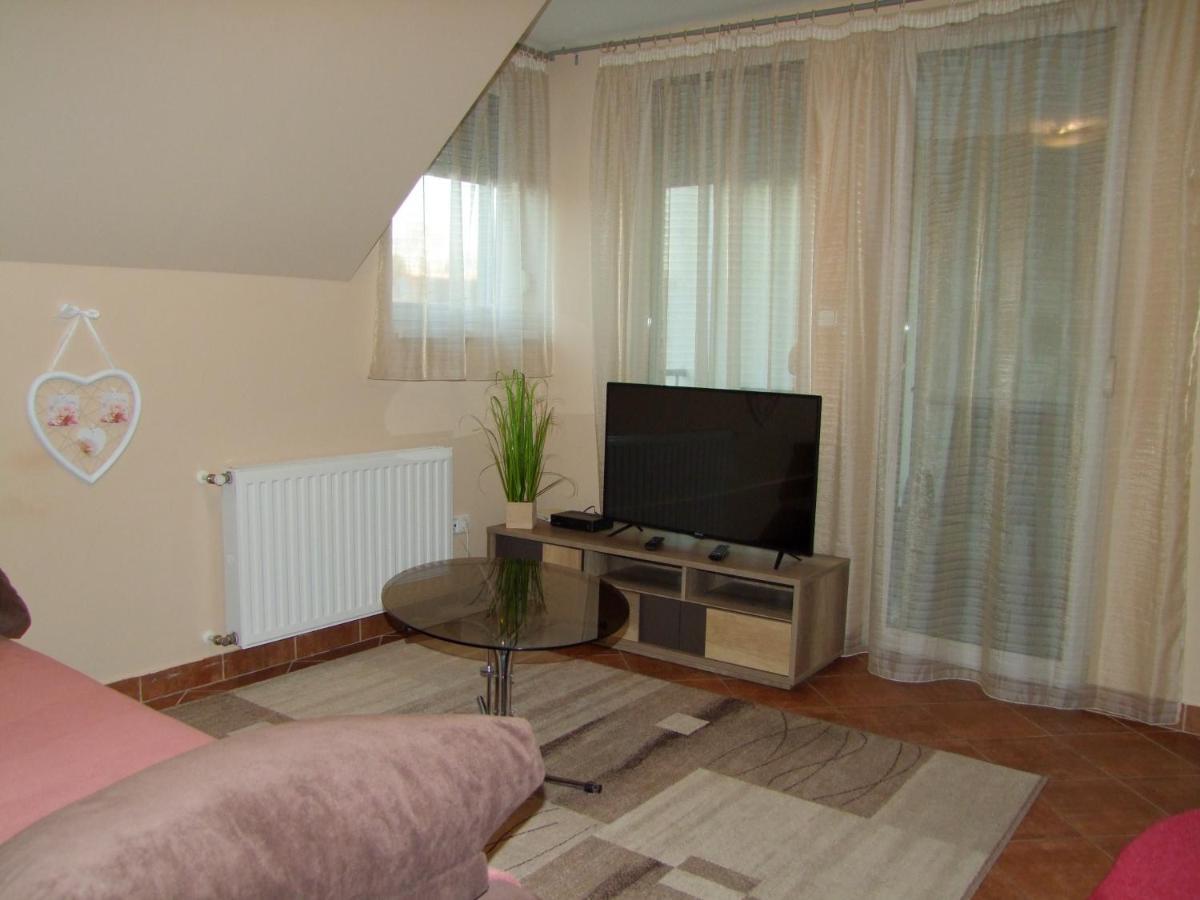 Greta Apartman Hajdúszoboszló Exteriör bild