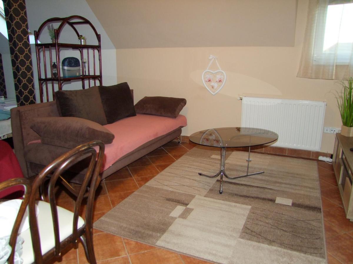 Greta Apartman Hajdúszoboszló Exteriör bild